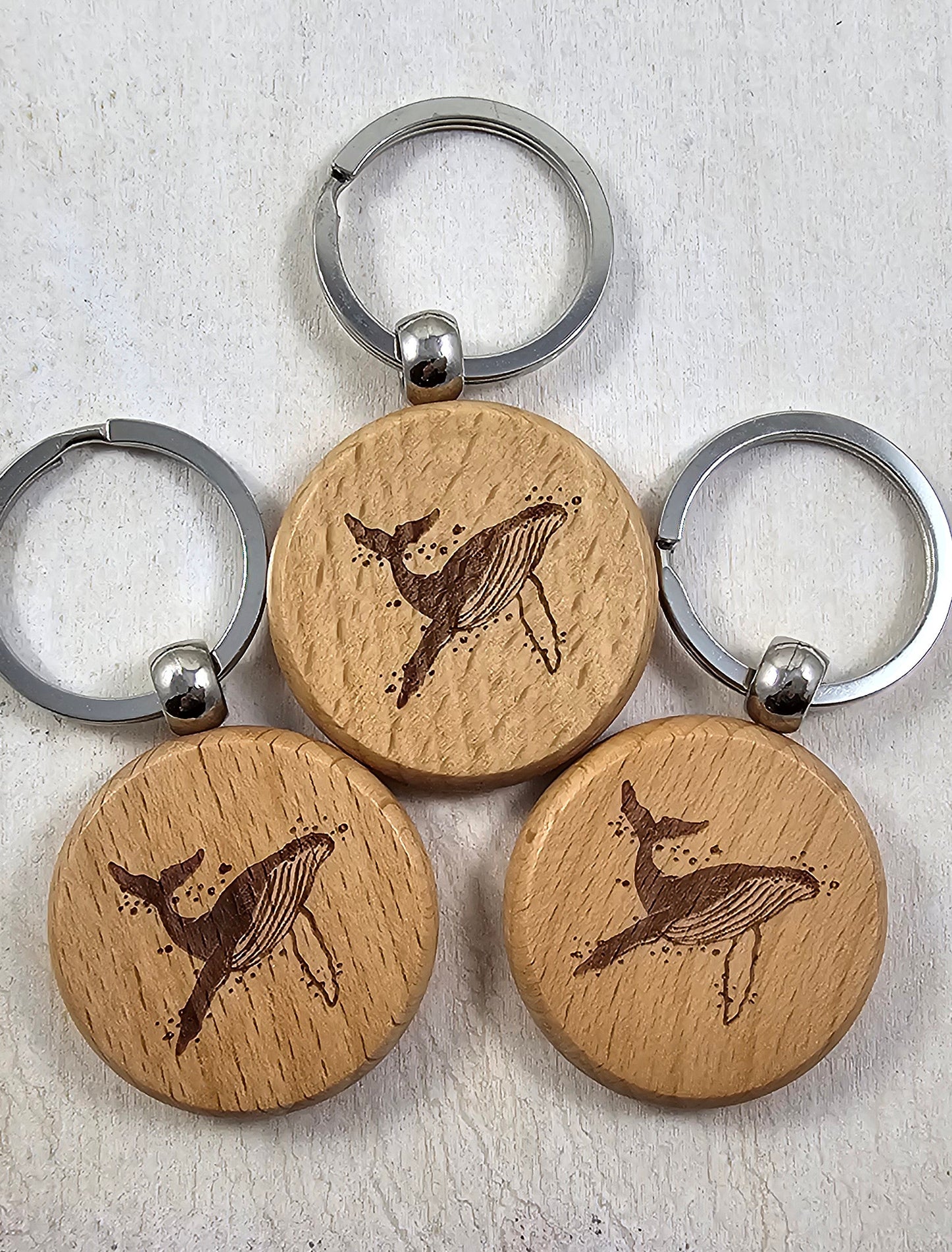Holz-Schlüsselanhänger „Wal“