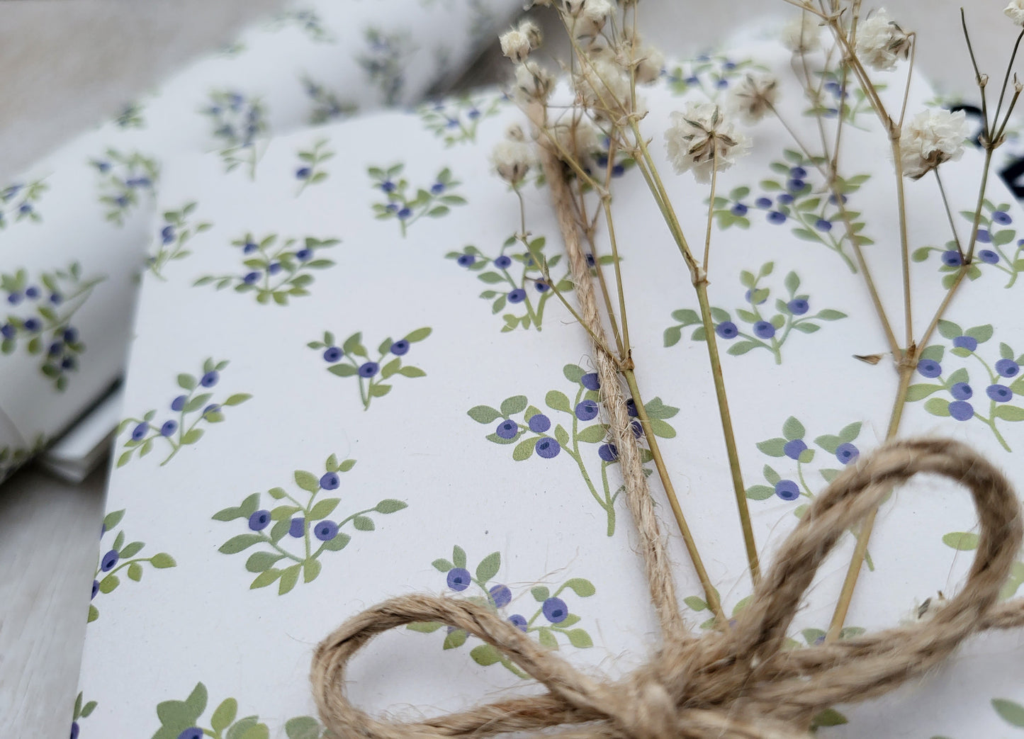 "Blueberries" wrapping paper, 5 sheets A3