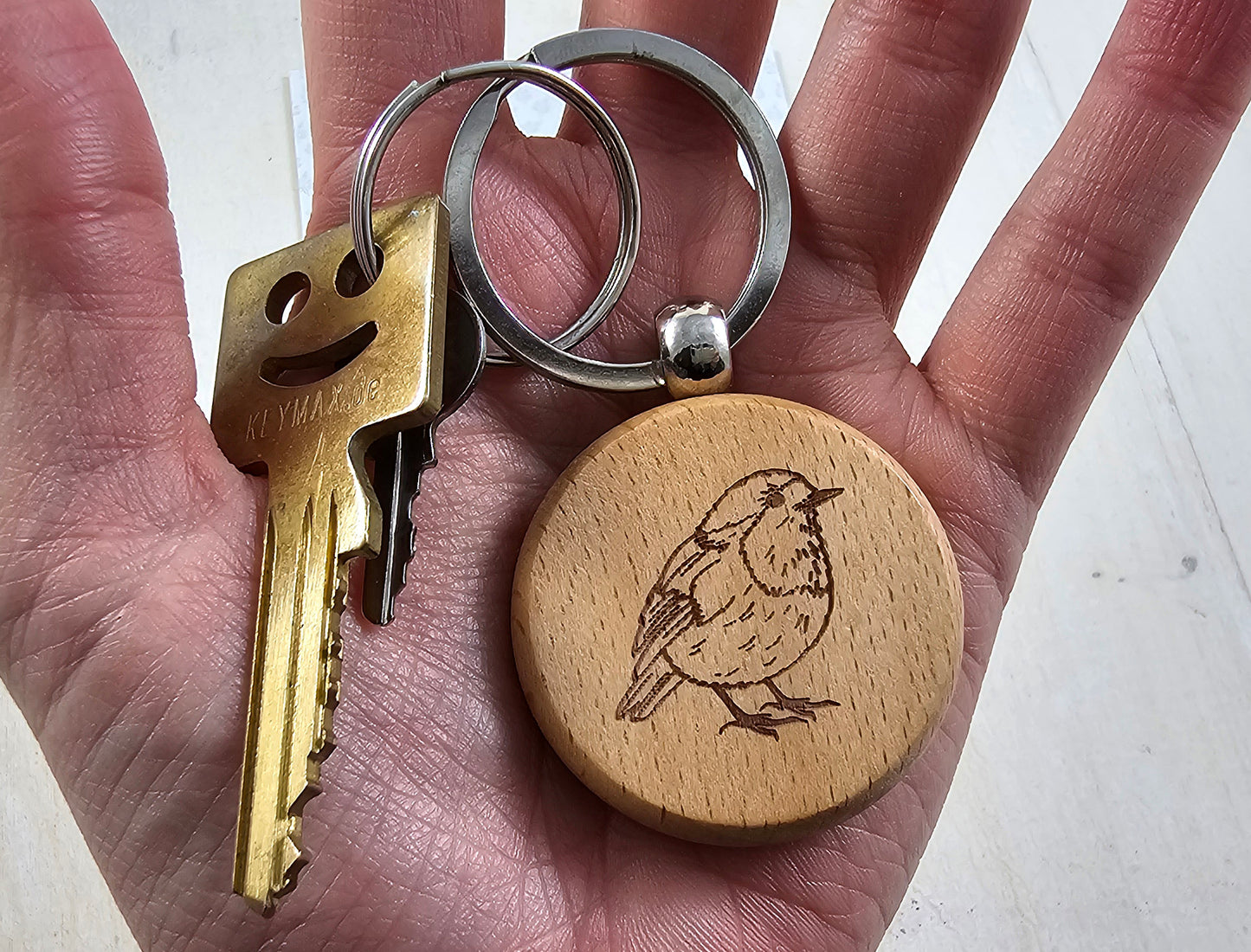 Holz-Schlüsselanhänger „Rotkehlchen“